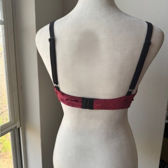Colsie Velvet Burgundy Bralette - Picture 2 of 2